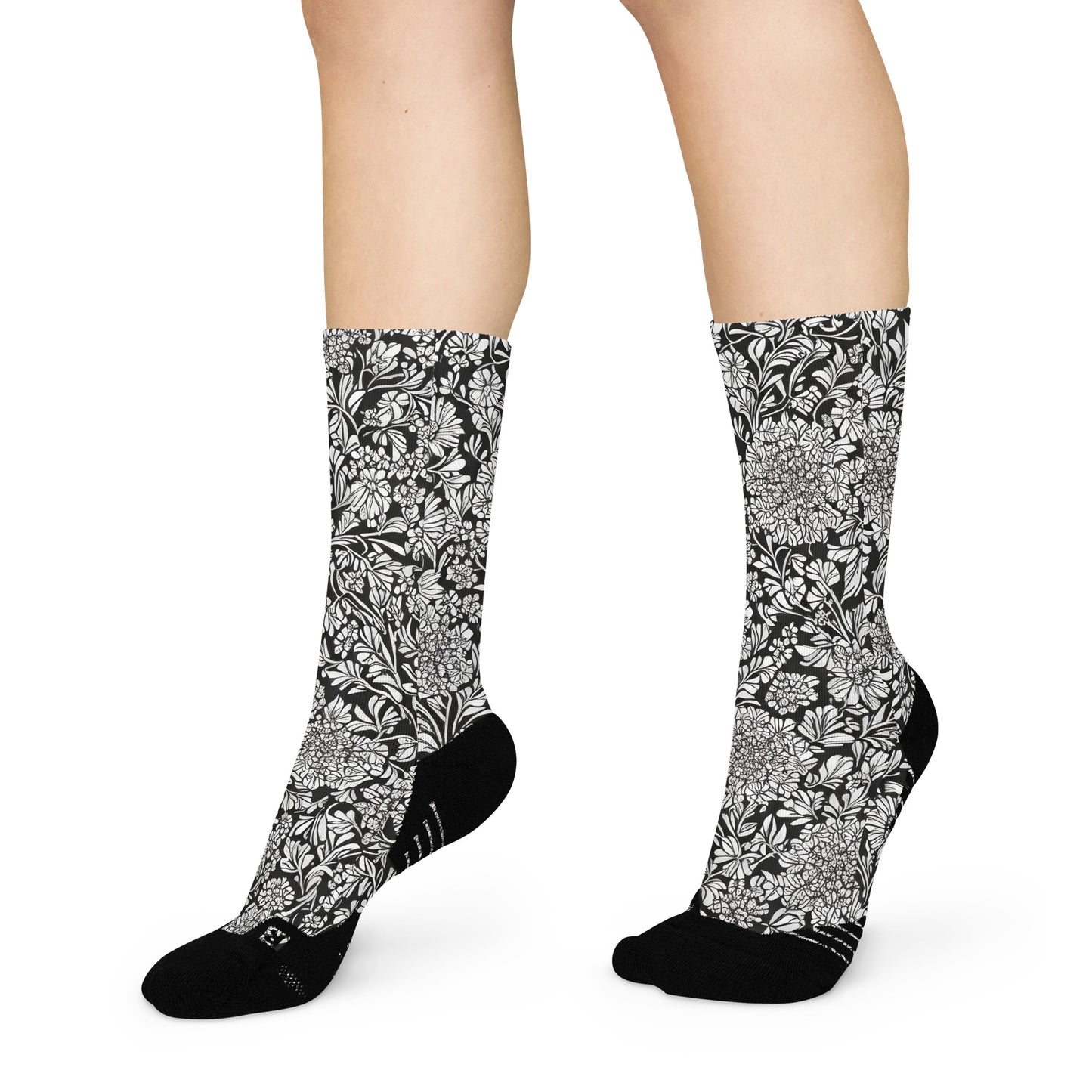 Monochrome Flowers : Basketball socks