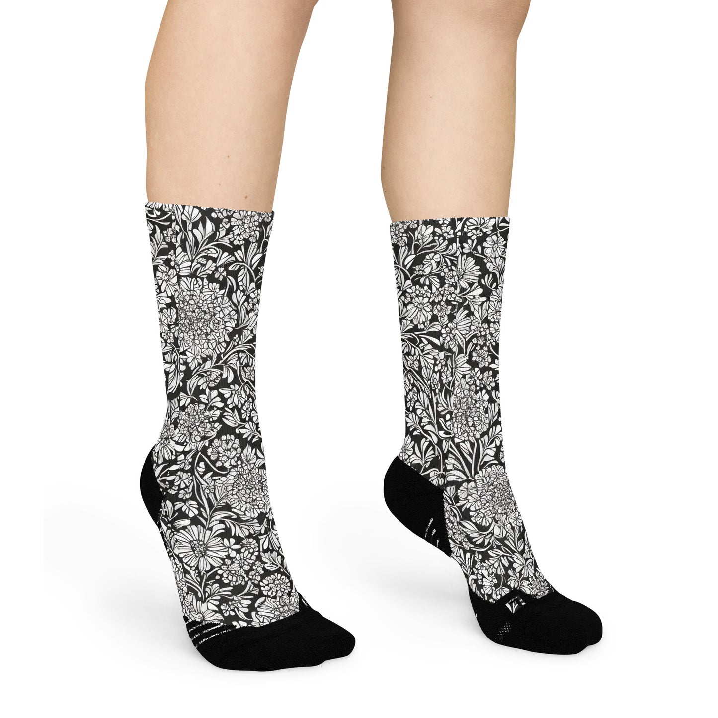 Monochrome Flowers : Basketball socks