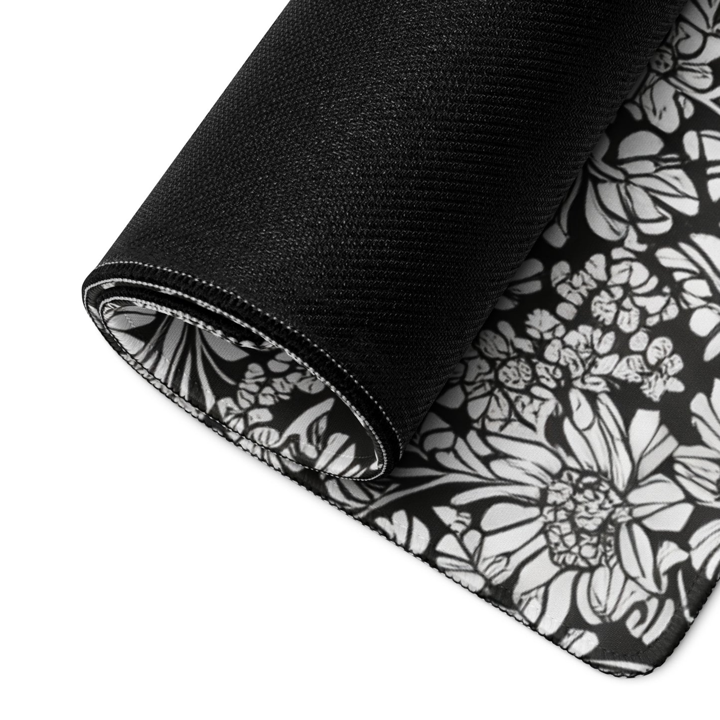Monochrome Floral : Gaming mouse pad