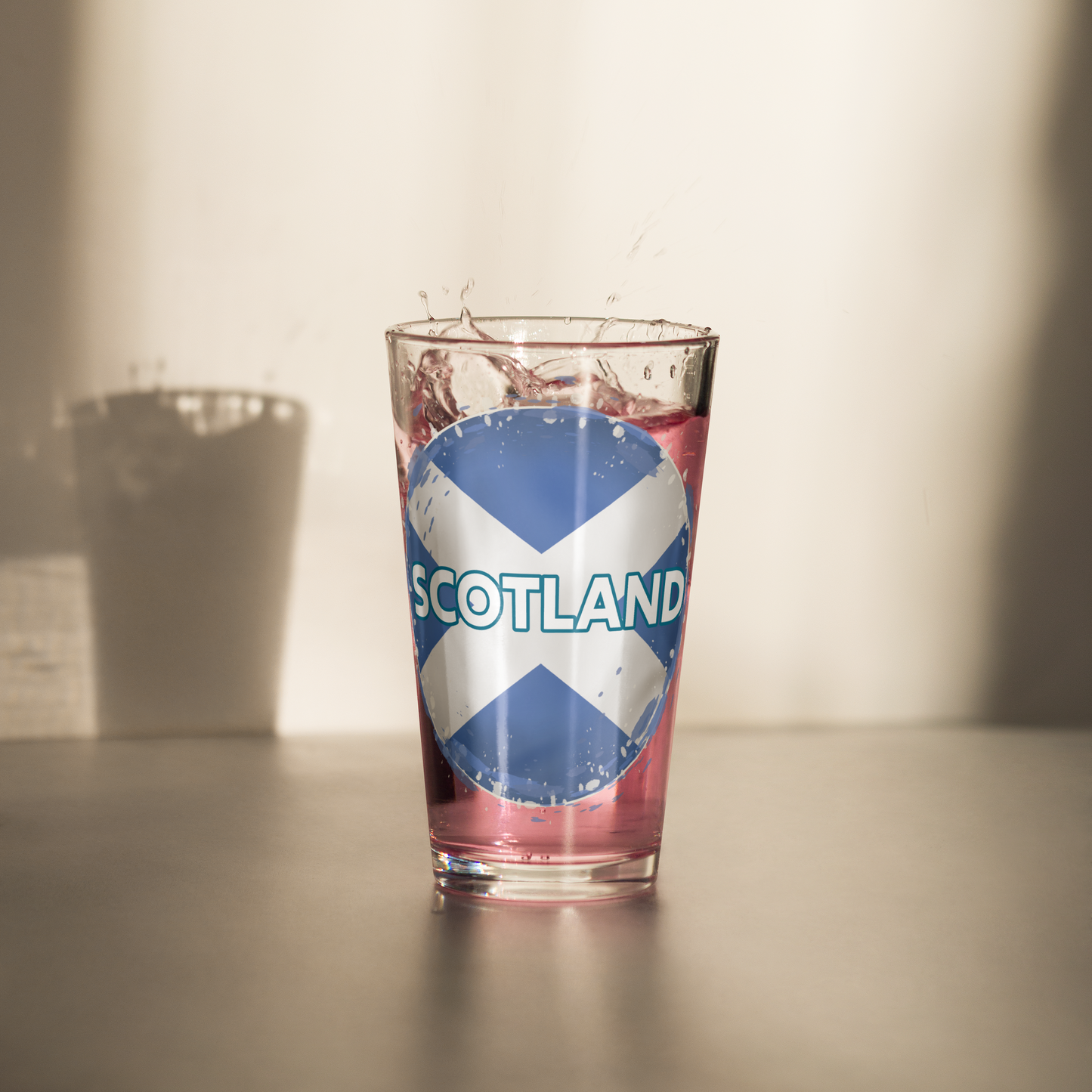 Scotland Grunge Style Flag Shaker pint glass