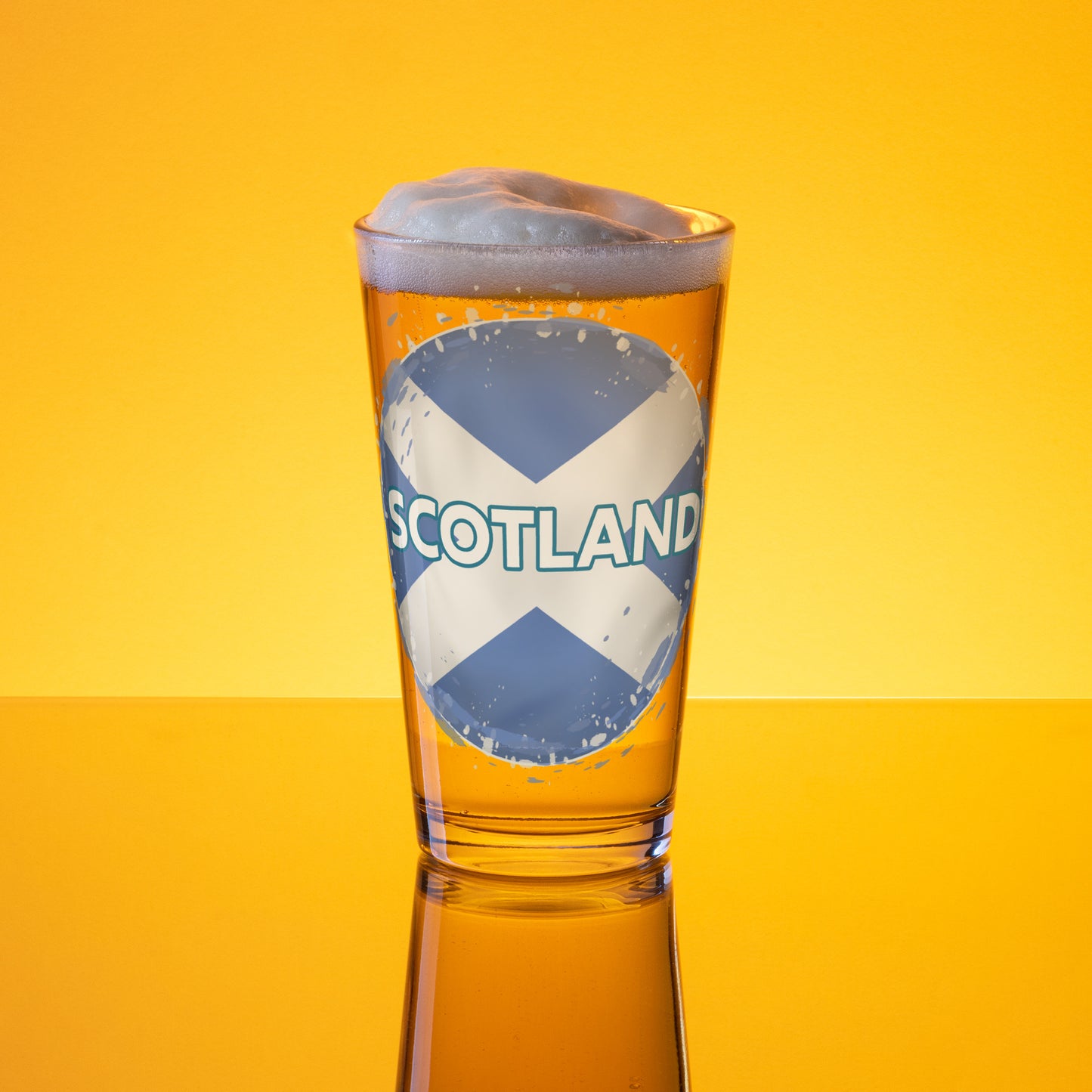 Scotland Grunge Style Flag Shaker pint glass