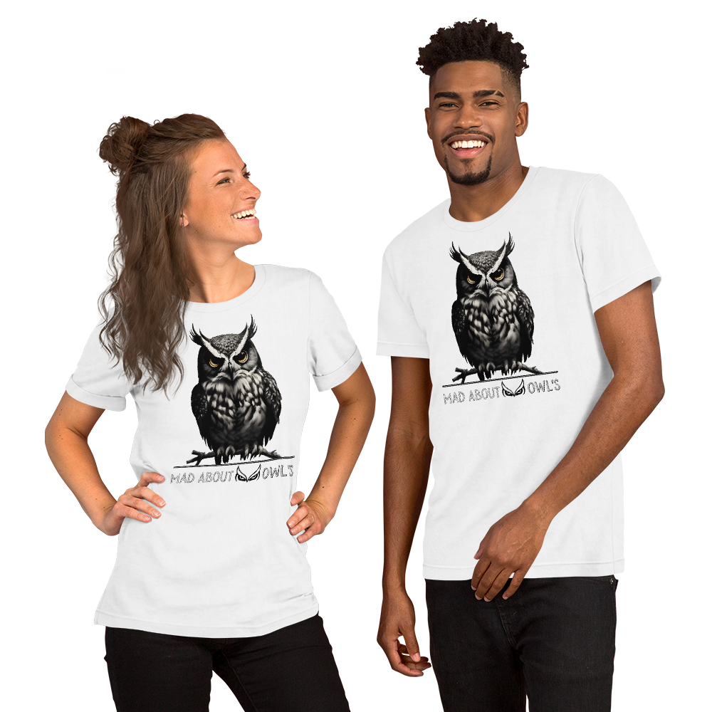 Mad About Owl's : Unisex t-shirt